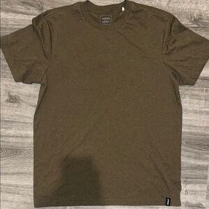 Prana Men's Olive Green T-Shirt